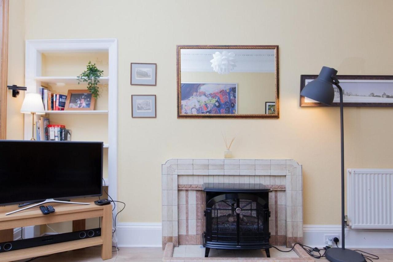 Elegant Traditional Edinburgh City Centre Flat エクステリア 写真