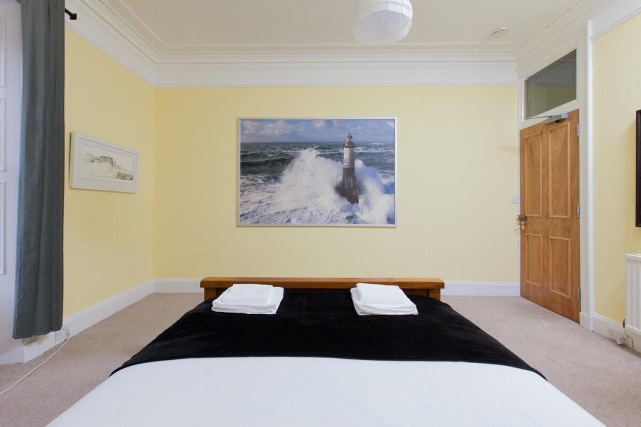 Elegant Traditional Edinburgh City Centre Flat エクステリア 写真